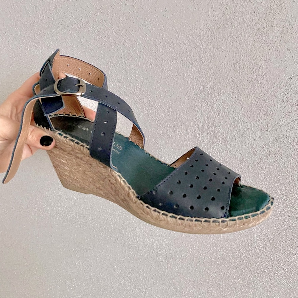 Andre Assous Womens Sandal Wedges Size 9 Leather Blue Made in Spain Espadrilles